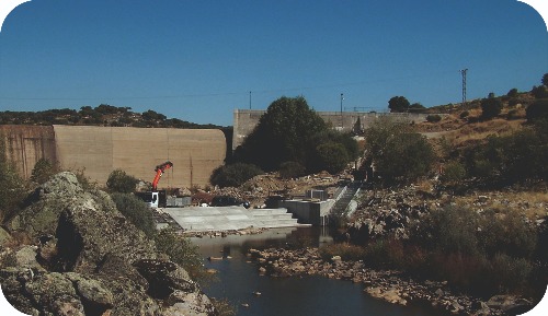 Reforma de escala de San Fernando de Tormes